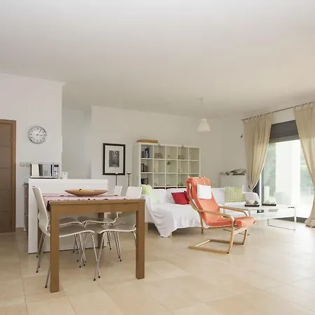 Belletris Ii Sea View House,